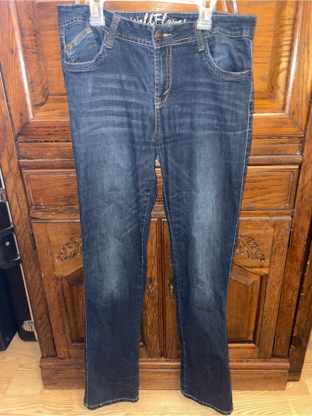 Wallflower Women's Dark Indigo Bootcut Jeans, size 11